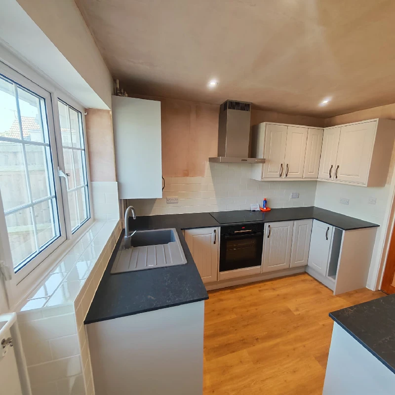 Bespoke shaker kitchen installed by Riggzy Kitchens in East Sussex