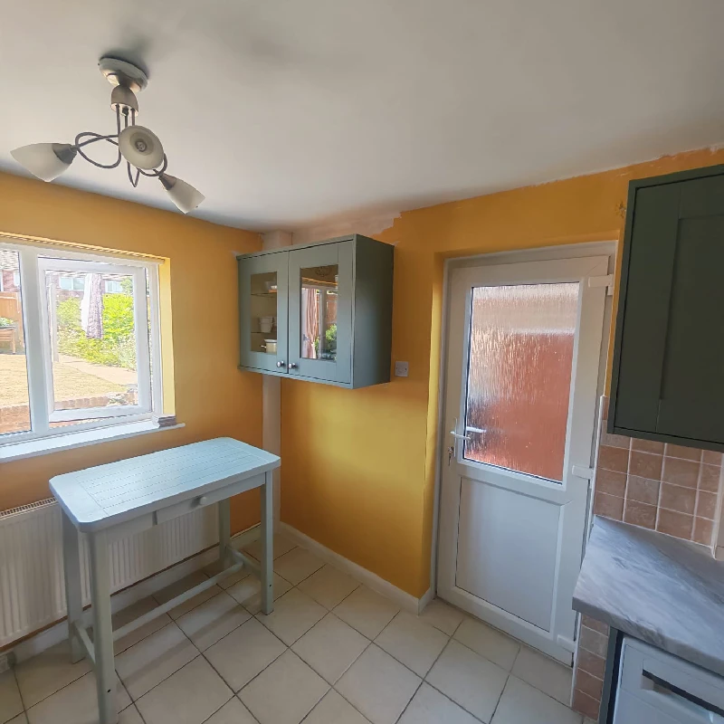 Kitchen cupboard door and worktops swap in Eastbourne with Austerhouse Holborn Reed Green doors