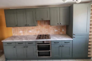 Replacement kitchen doors and worktops installed in Eastbourne